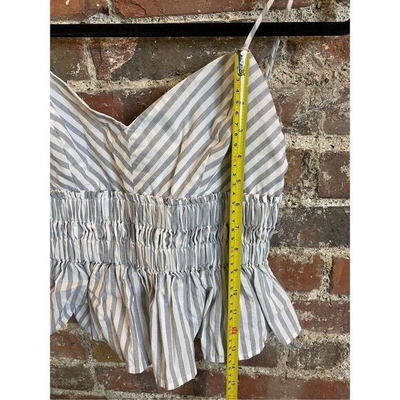 EXPRESS White/Gray Scrunch Waist Peplum Spaghetti Strap Camisole Size Small - Picture 2 of 9